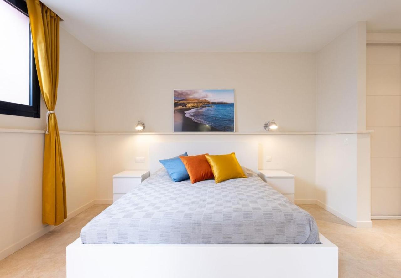 Sunny Castillo Apartment Коста-де-Антигуа Экстерьер фото